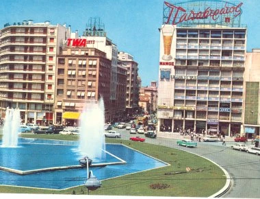 Από που πήραν τα ονόματα τους οι πλατείες της Αθήνας;